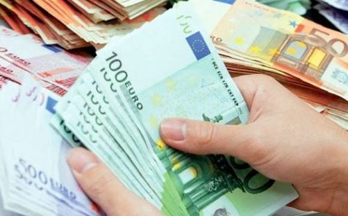 Rritje e pergjithshme e valutave te huaja: Euro rinis zhvleresimin e Lekut